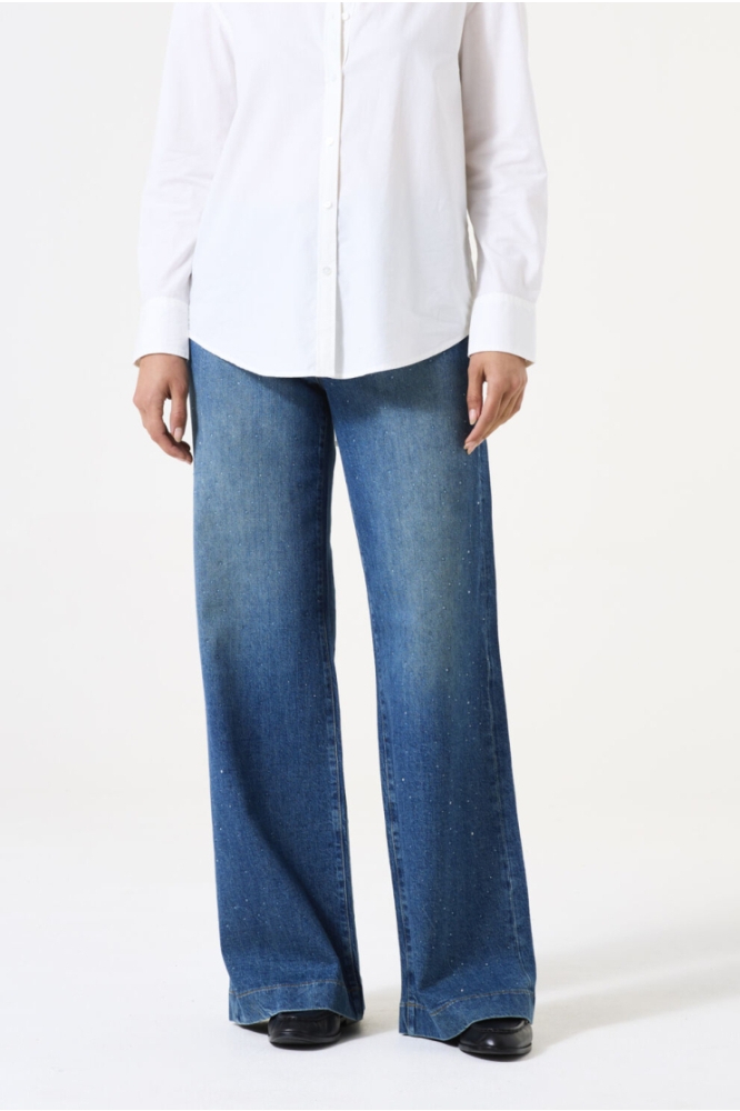 CELIA WIDE FIT 249 3338 Medium Used